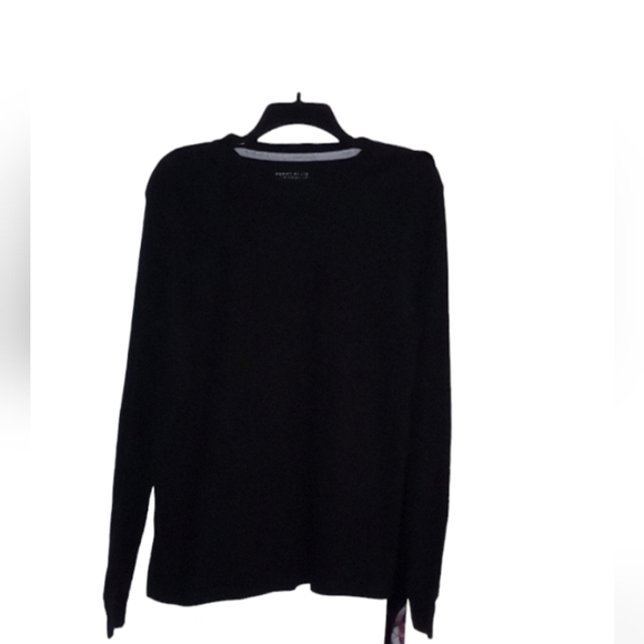 Perry Ellis Other - Perry Ellis waffle knit black long sleeve shirt
